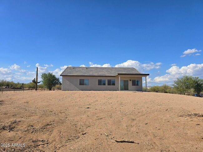 Building Photo - 16023 E Rancho Tierra Dr