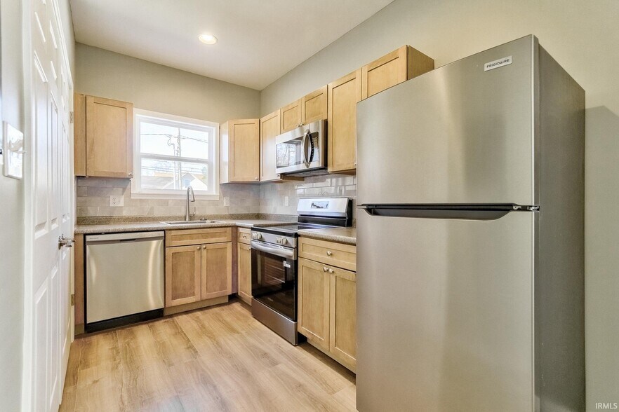 Building Photo - 1207 Culver Dr