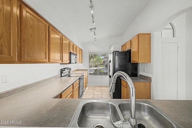 Building Photo - 14834 W Lamoille Dr