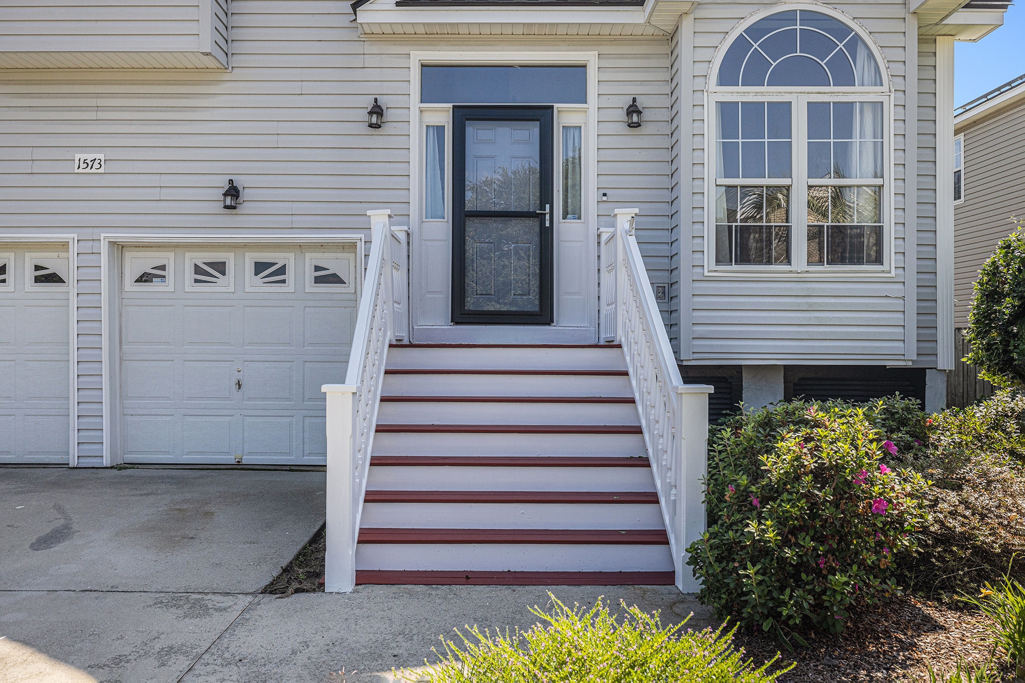 Building Photo - 1573 Ocean Neighbors Blvd