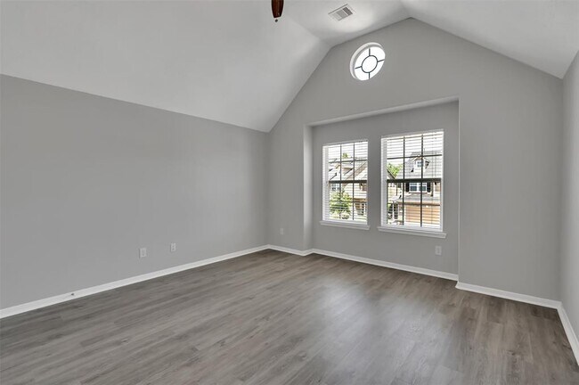 Building Photo - 12942 Iris Garden Ln