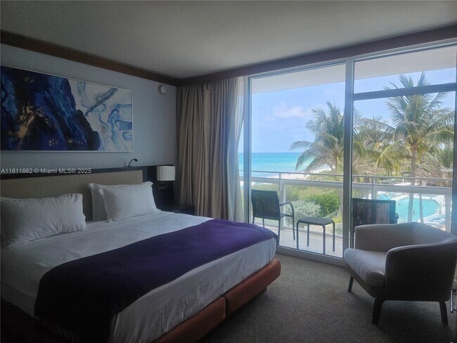 Building Photo - 6801 Collins Ave