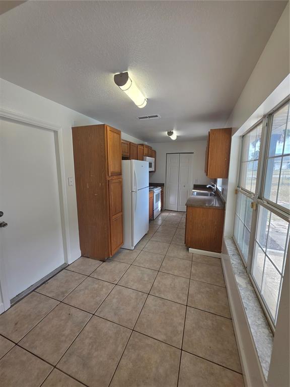 Building Photo - 6980 SE 107th Pl