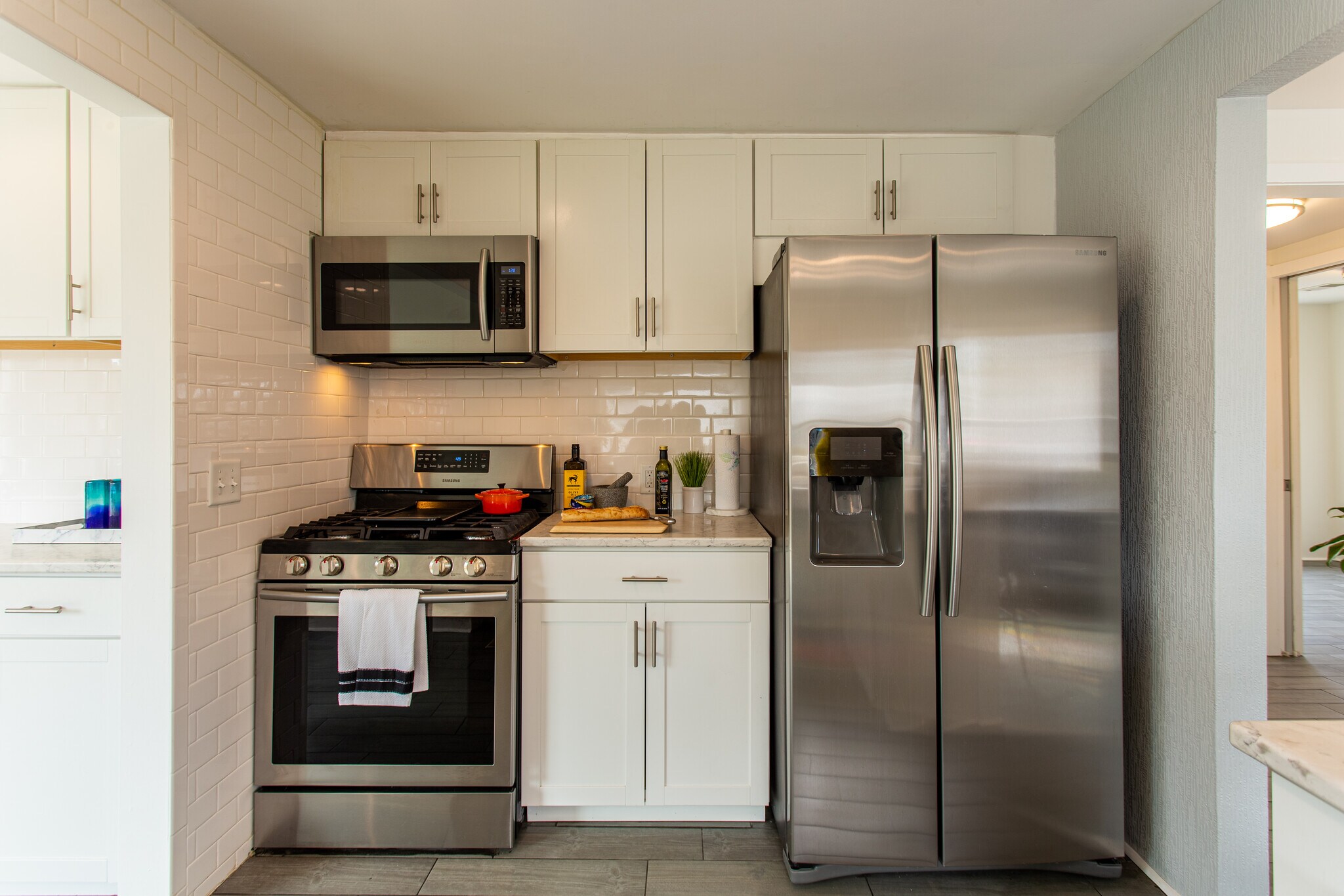 Building Photo - 12956 Portage Road