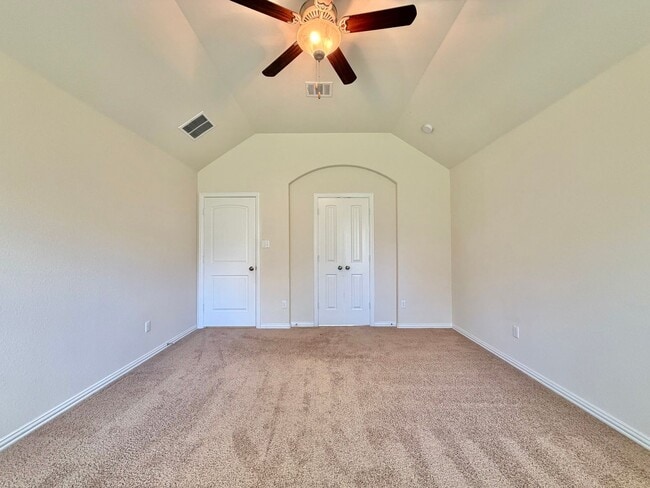 Building Photo - 908 Arvada Dr