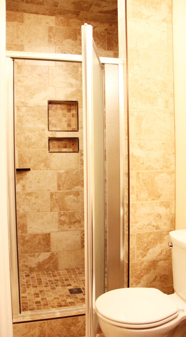 Building Photo - 23 West Ln