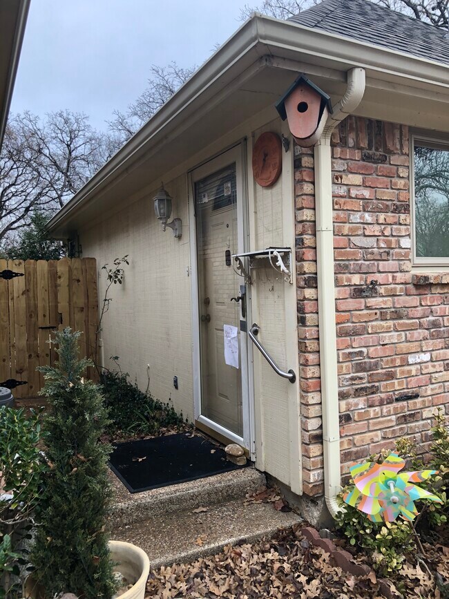 1705 Milestone Rdg 1705 Milestone Rdg Lewisville TX 75067 Apartment