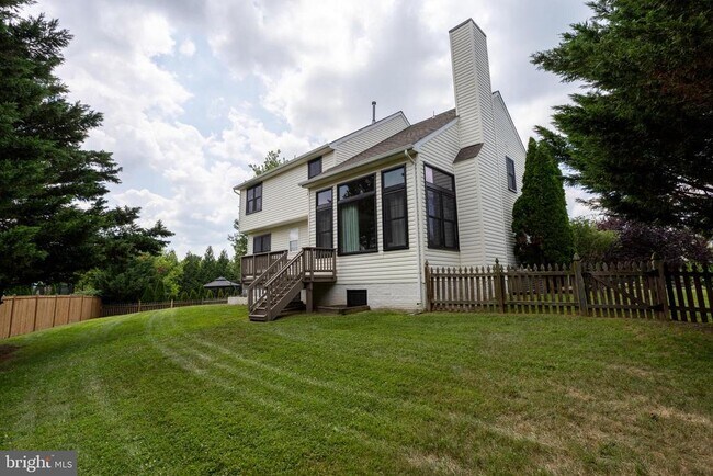 Building Photo - 1411 Campbell Ct NE