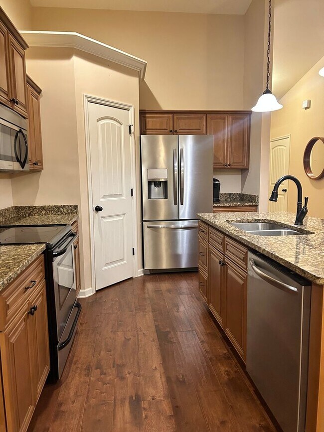 Building Photo - 2218 Turnbury Lane