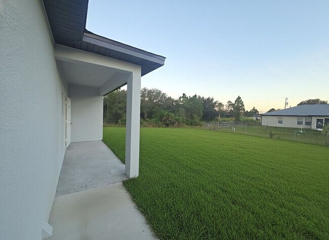 Building Photo - Brand New 2/2/1-Great Location- SW Lehigh Acres