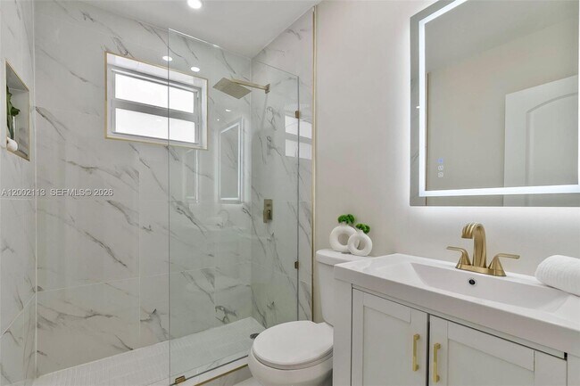 Building Photo - 1852 SW 22nd Terrace