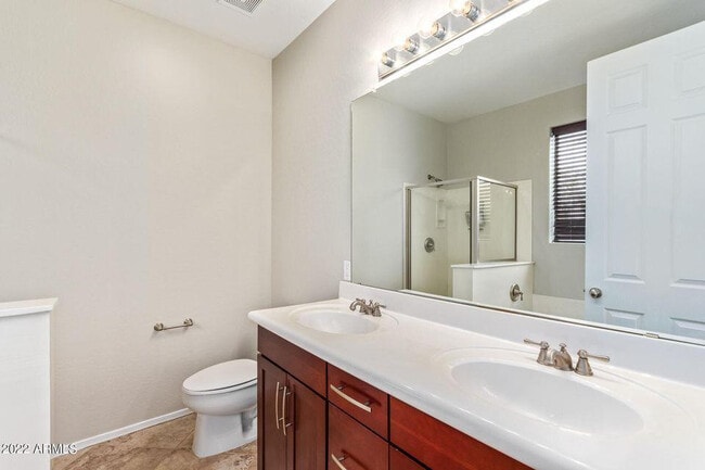 Building Photo - 15465 W Glenrosa Ave