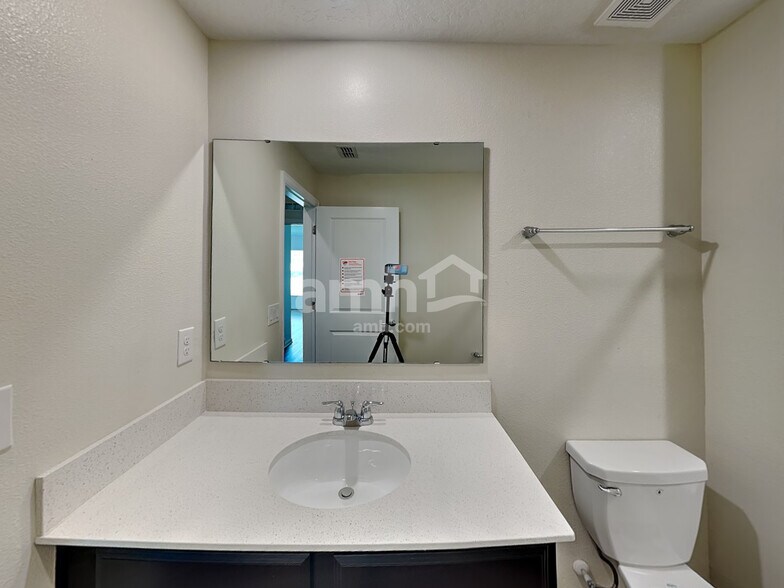 Building Photo - 4357 Seven Canyons Dr