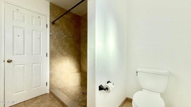 Building Photo - 413 N Flint St