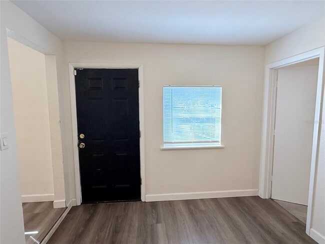 Building Photo - 1543 43rd St S