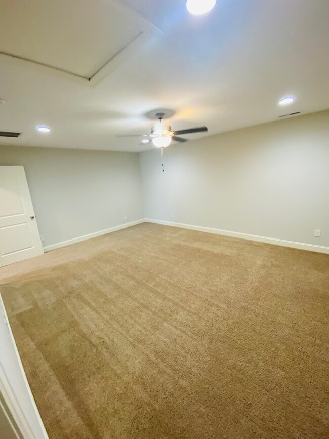 Building Photo - 2120 Remington Ct