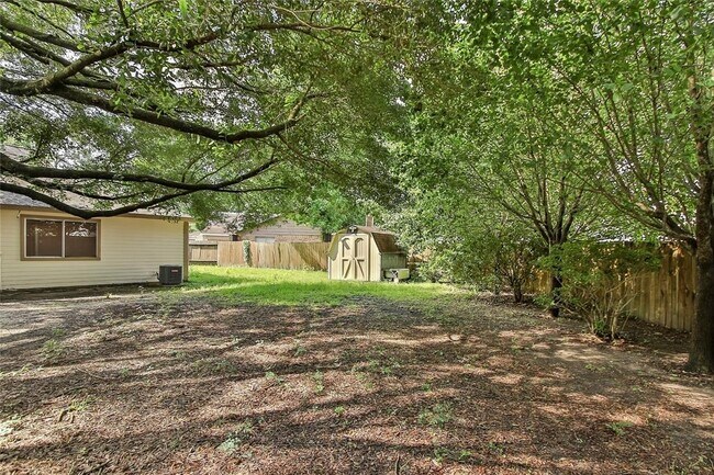 Building Photo - 6903 Foxmont Ln