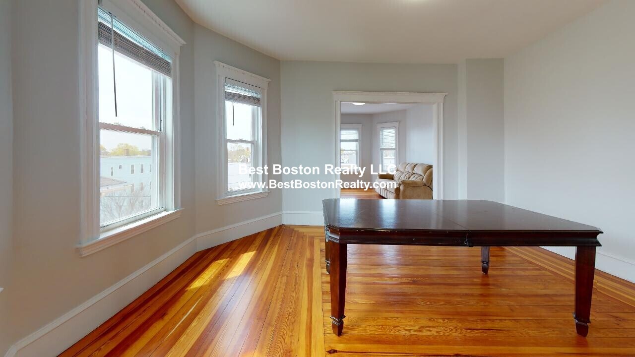 Building Photo - 27 A Craigie St