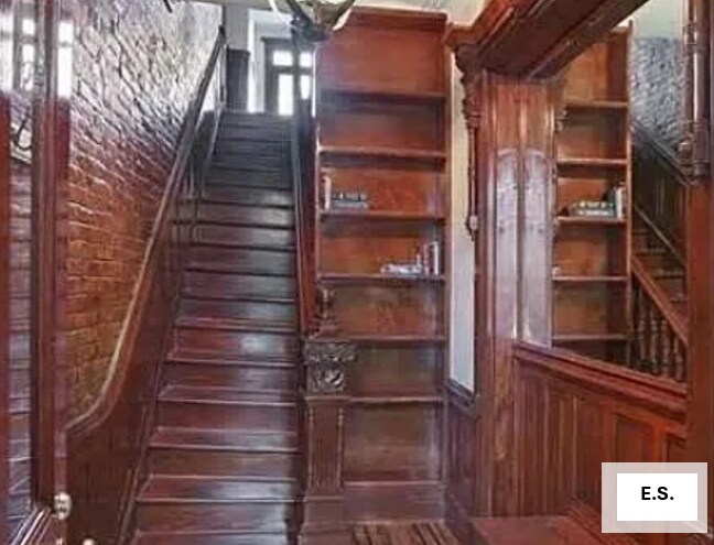 entranceway - 518 Madison St