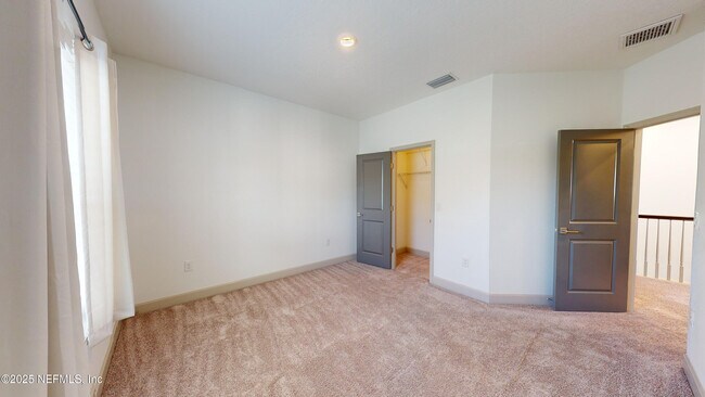 Building Photo - 7412 Beach Walk Place