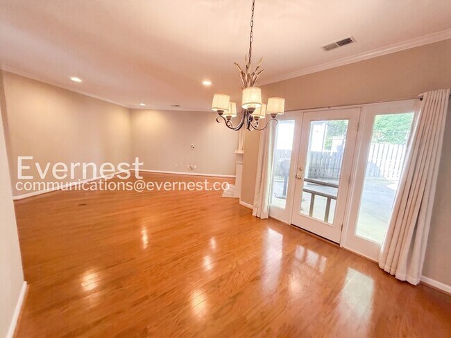 Building Photo - 1200 Berwick Rd