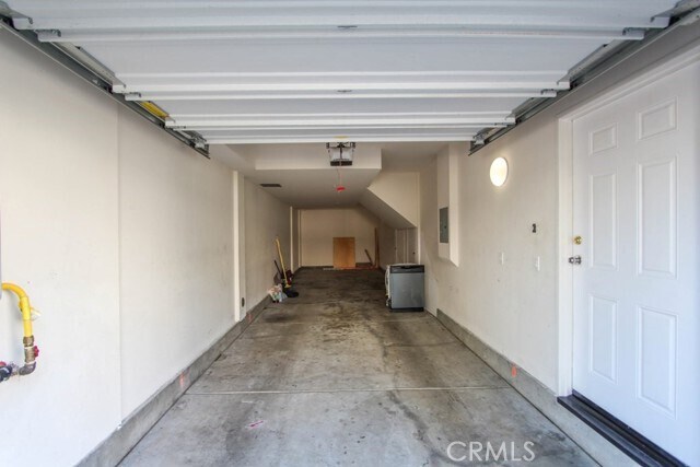 Building Photo - 941 S Bluff Rd