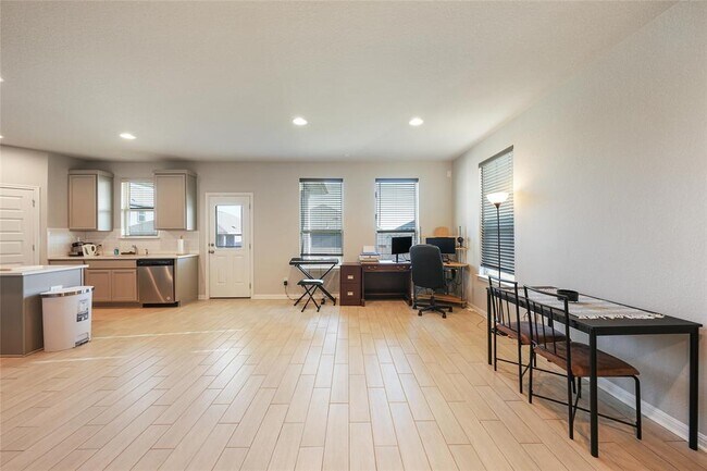 Building Photo - 108 Drifter Ln