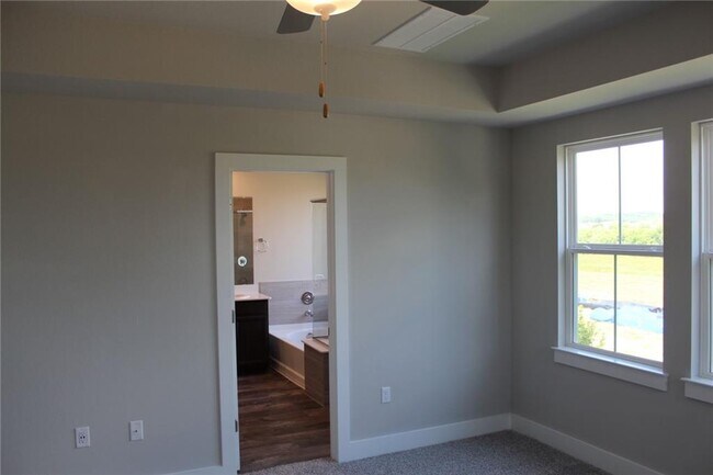 Building Photo - 7516 Harmony Shoals Bnd