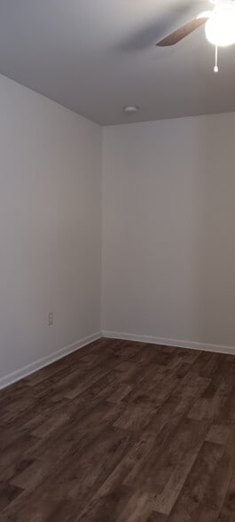 Building Photo - 225 Station Ave