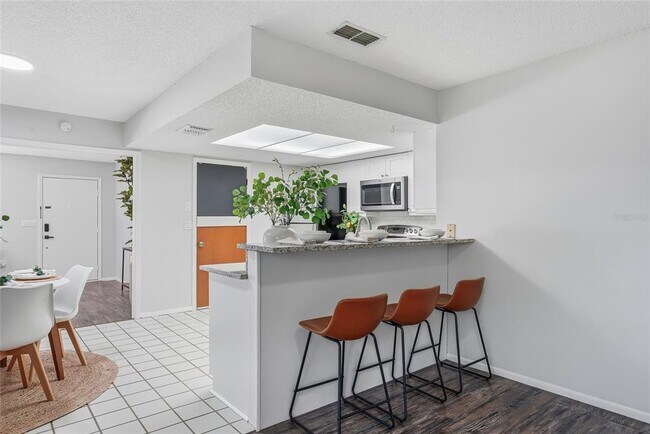 Building Photo - 3276 Morven Dr