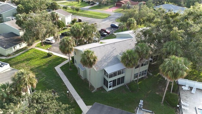 Building Photo - 570 Bahia Cir
