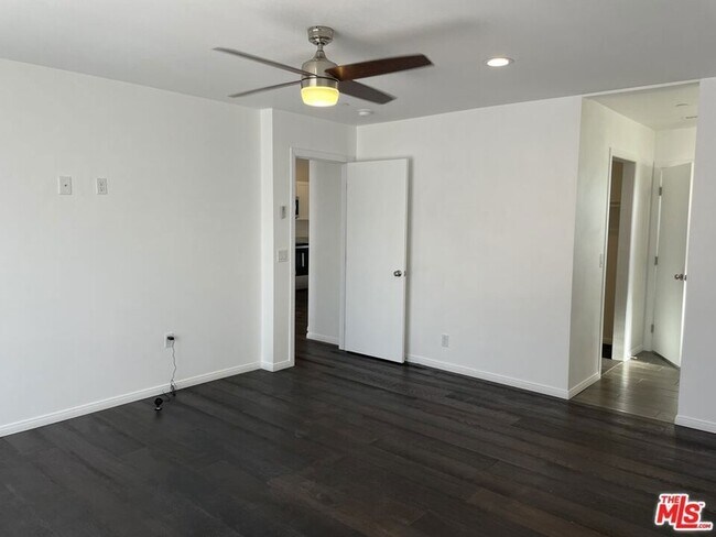 Building Photo - 2877 Gram Dr