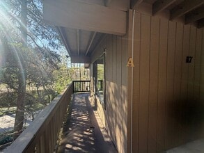 Building Photo - Sylvan Heights Condo - Minutes From Downtown.  Rent includes Water/Sewer & Garbage.  Clubhouse in...