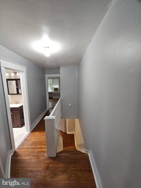 Building Photo - 5736 Woodcrest Ave