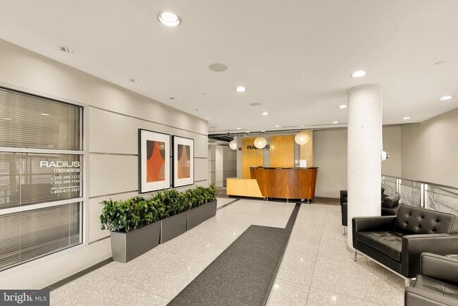 Building Photo - 1300 N St NW