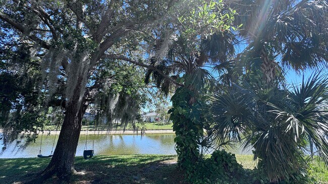 Building Photo - Gated Single Family Home For Rent in West Melbourne