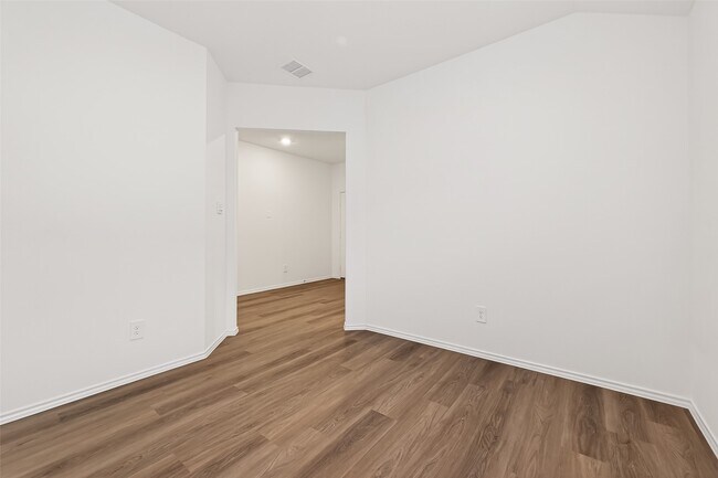 Building Photo - 27410 Oceanus Springs Dr