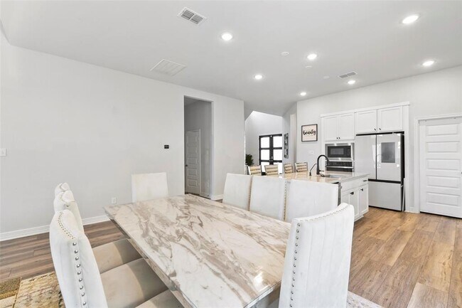 Building Photo - 4139 Chloe Ridge Ln