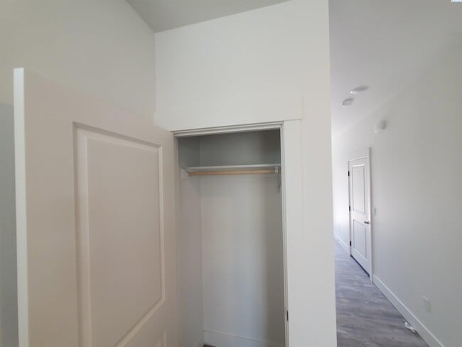Building Photo - Brand New For Rent