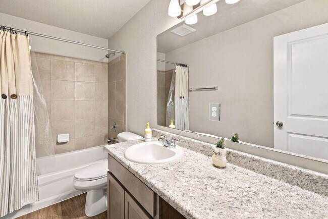 Building Photo - Beautiful 2025-Built 5 Bedroom Home with Finished Walk-Out Basement