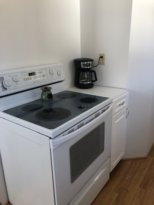 Building Photo - 1424 Sabattus St