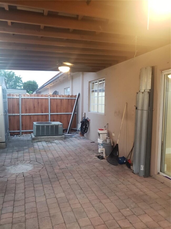 Building Photo - 13752 SW 169th Ln
