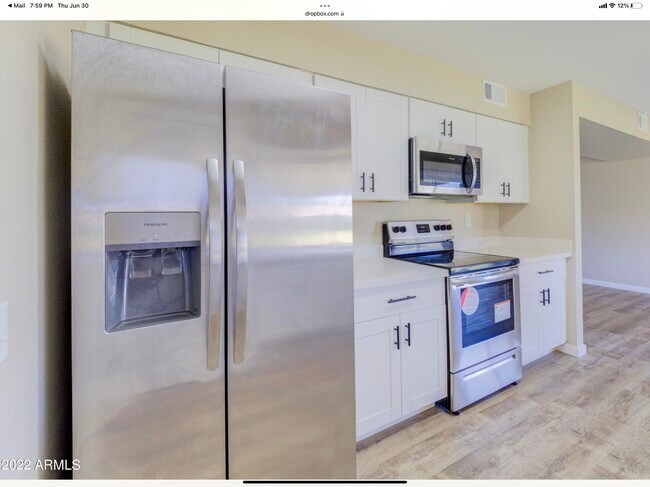 Building Photo - 10007 W Shasta Dr