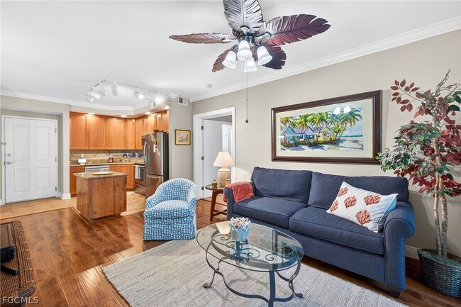 Building Photo - 2825 Palm Beach Blvd