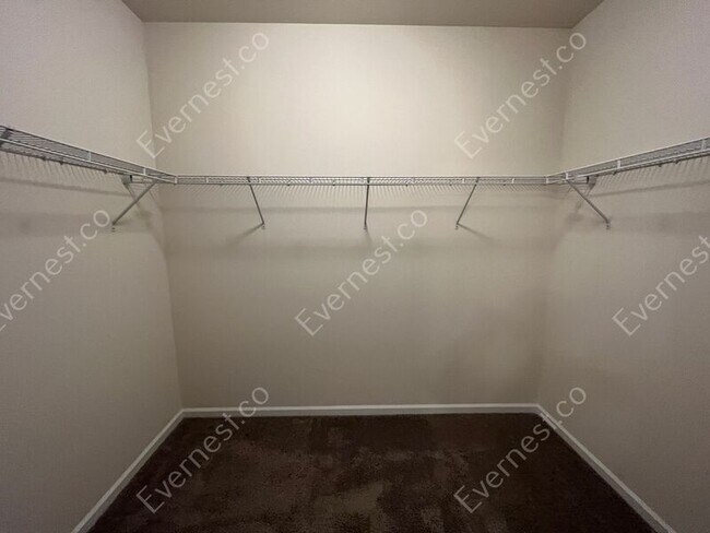 Building Photo - 136 Fernhill Dr NW