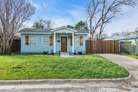 Building Photo - Large yard with storage