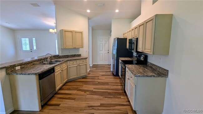 Building Photo - 5333 W Homosassa Trail