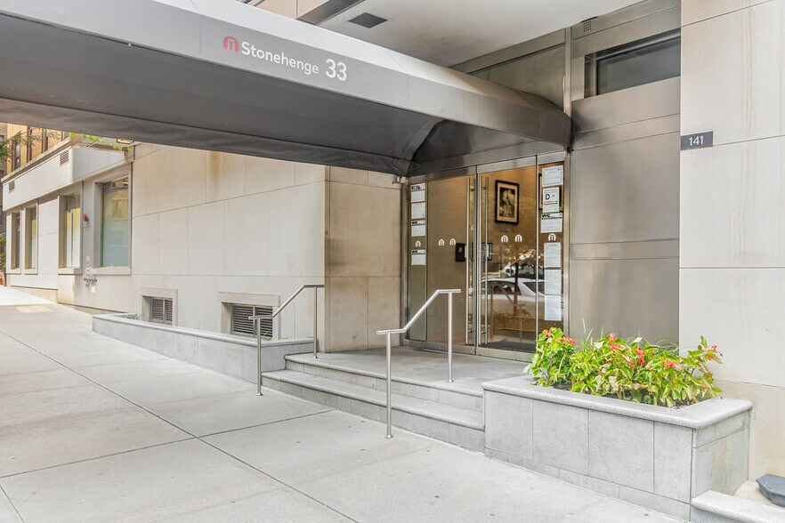Building Photo - 141 E 33rd St
