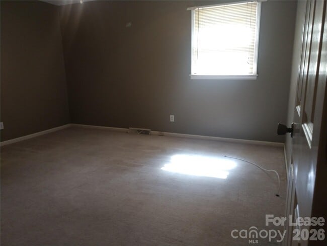 Building Photo - 10115 Elmsbrook Ln