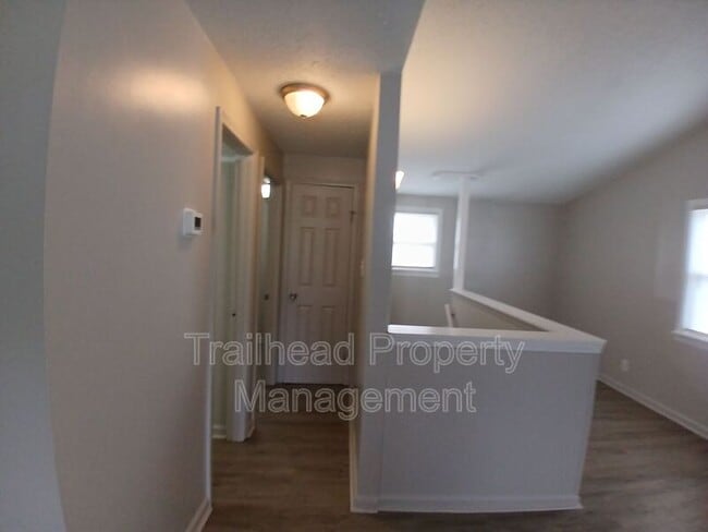 Building Photo - 519 Maier Dr
